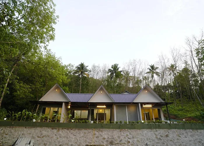 Elephant Village Private Pool Villa Munnar